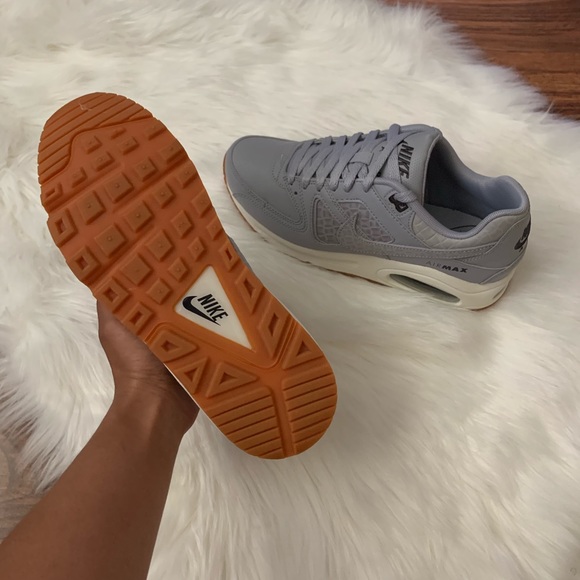 Nike Air Max Command Sneakers - Picture 3 of 5